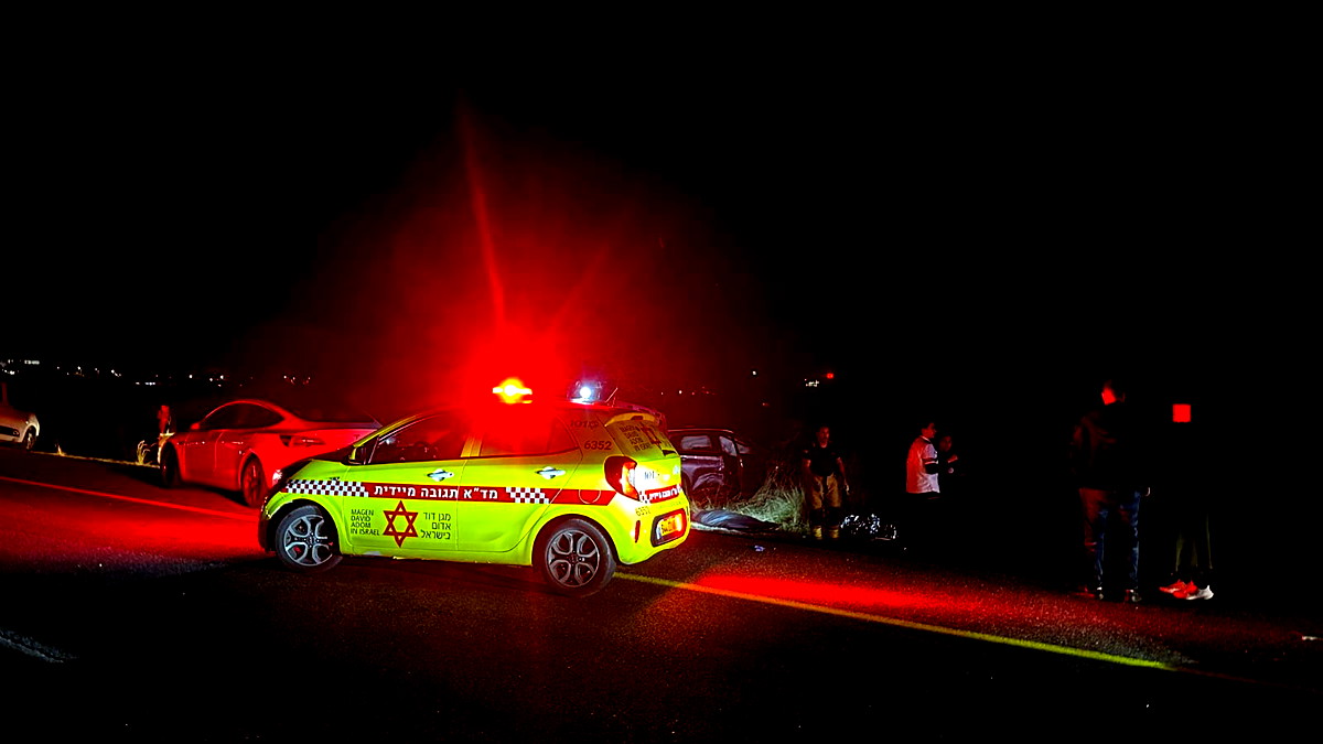 مصرع رجل (70 عامًا) وإصابة آخر إثر حادث طرق وقع بين مركبتين بالقرب من زخرون يعكوف