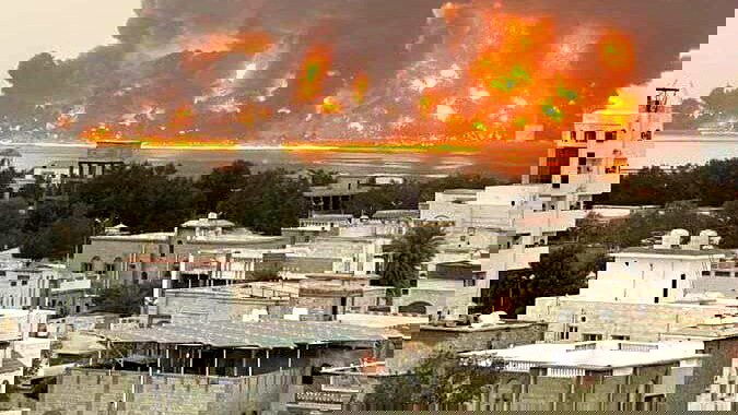 القوات الإسرائيليّة تشنّ هجومًا باتجاه العاصمة اليمنية صنعاء... ثلاث ضحايا وأكثر من خمسة عشر مصابًا في المكان