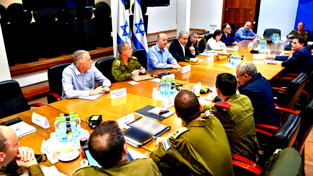 صفقة الرهائن.. وفد إسرائيلي في الدوحة لبحث الفرصة الأخيرة