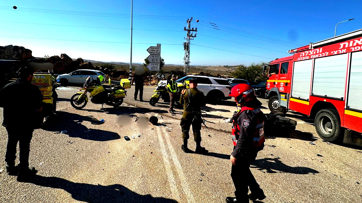 إصابة سائق دراجة نارية بجراح خطيرة إثر تعرضه لحادث طرق عند مفرق عوفرا
