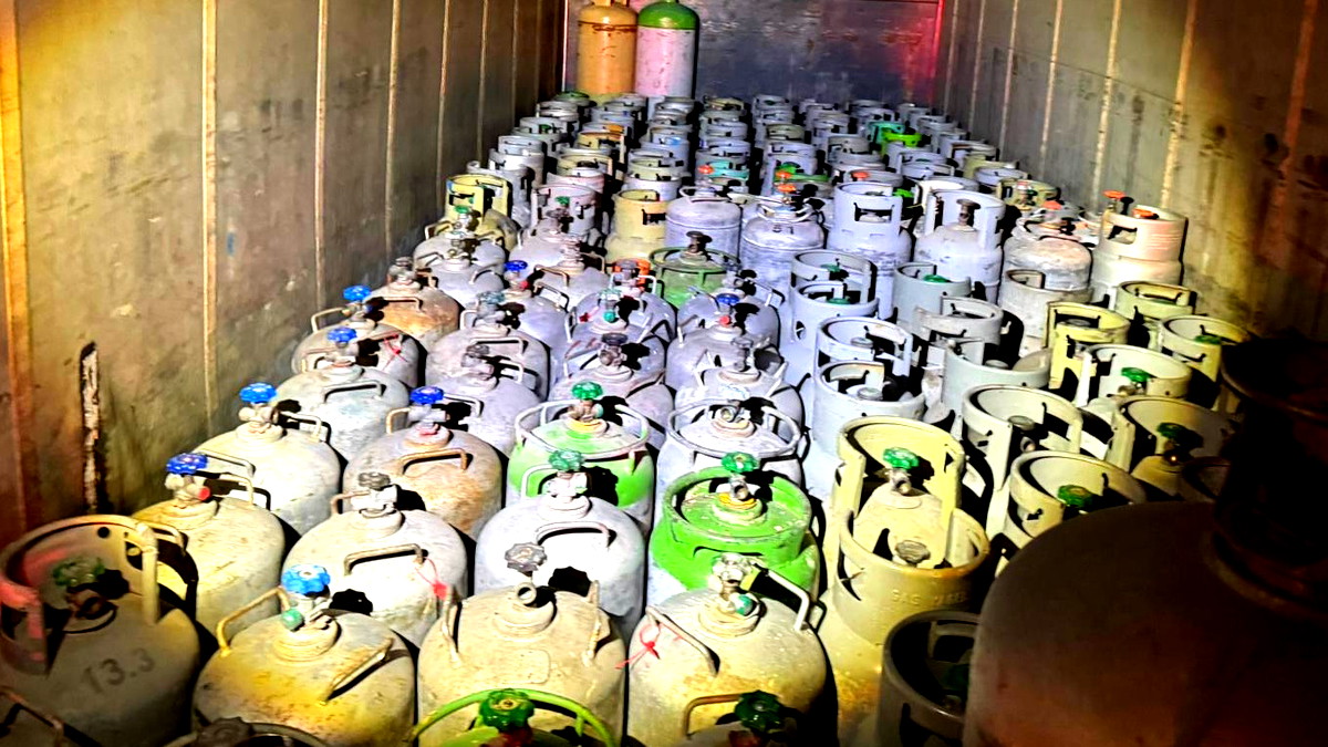 احباط تهريب اسطوانات غاز من الضفة واعتقال السائق من الطيبة قرب كفرقرع