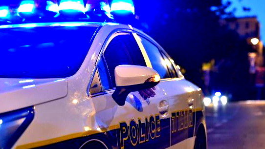 اعتقال ضابط شرطة ومواطن للاشتباه في تورطهما في جريمة اغتصاب