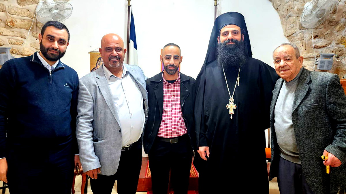 روح المحبة والتآخي تتجسد في مدينة عكا بمناسبة عيد الميلاد المجيد