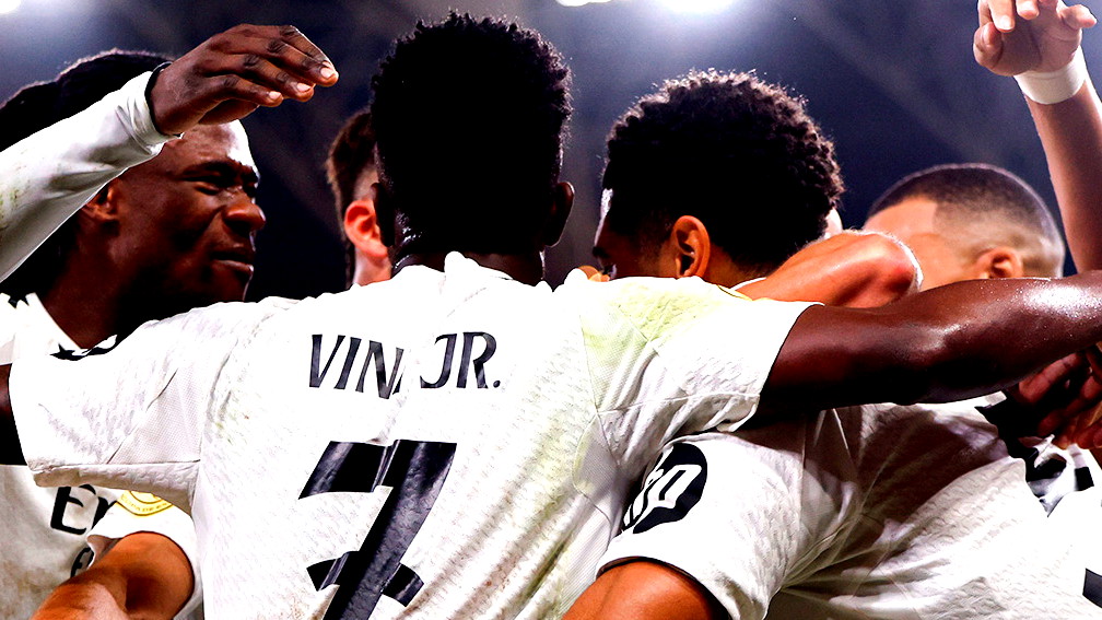 الكلاسيكو يتجدد في السعودية.. ريال مدريد يلاقي برشلونة بنهائي السوبر