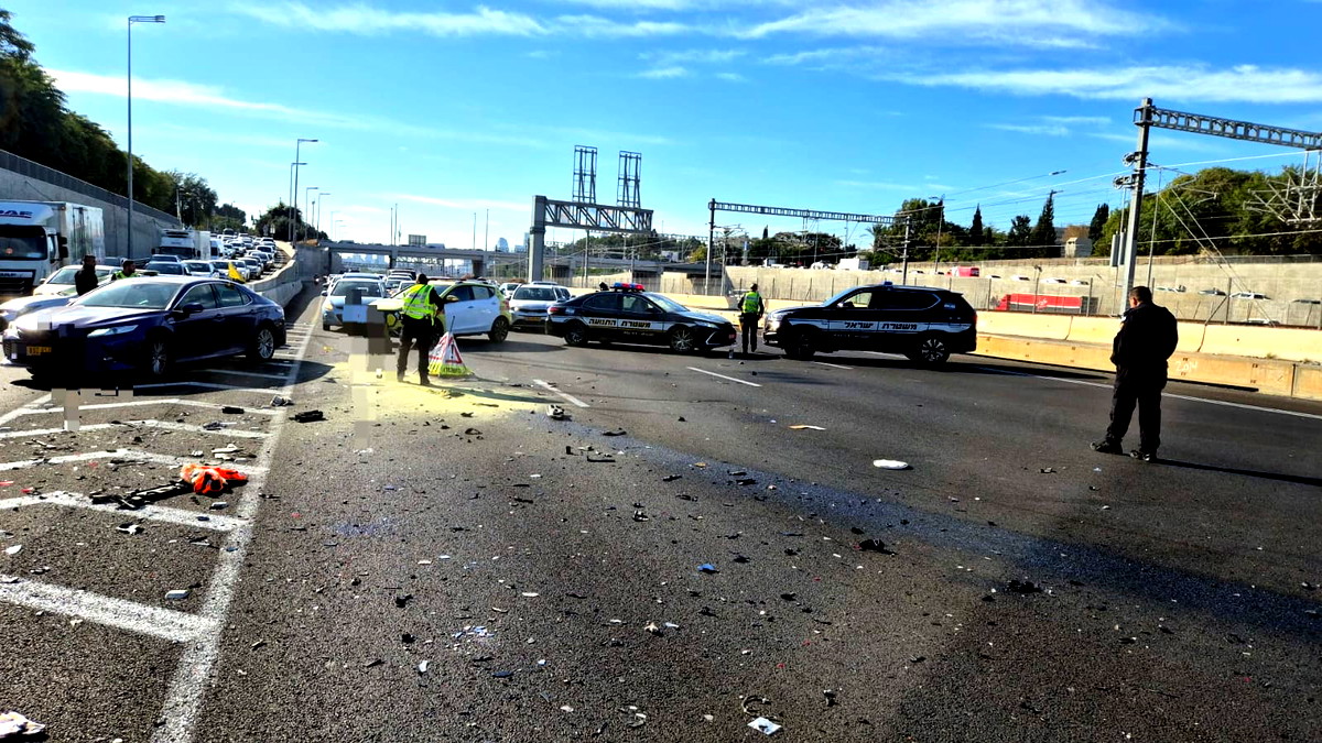 بعد مطاردة شرطية| اعتقال مقيم غير قانوني حاول الفرار وهو يقود بصورة متهورة على مسارات أيالون