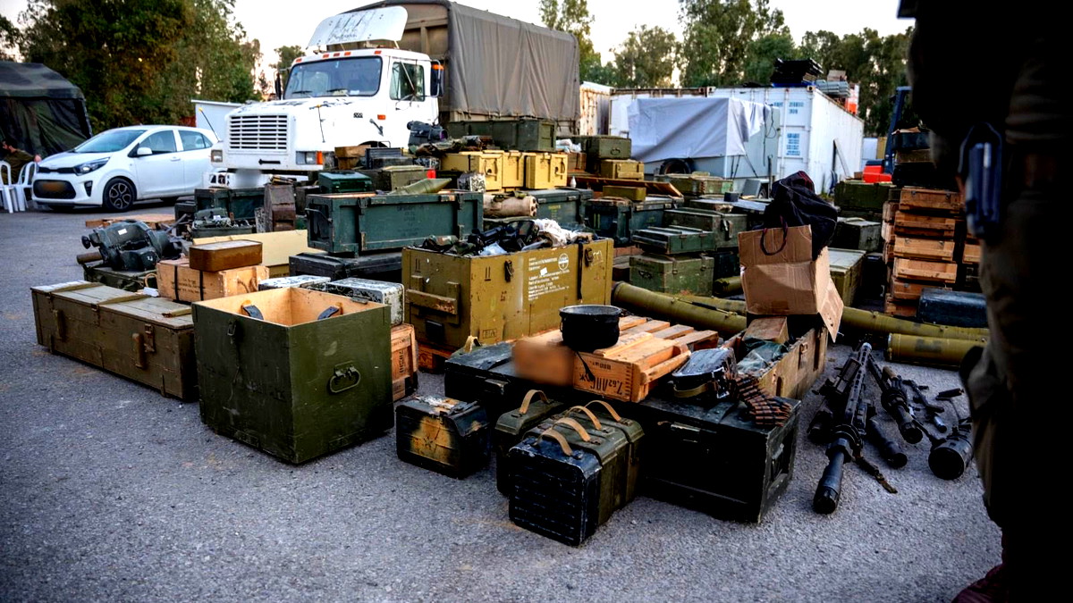 الجيش الإسرائيلي: كشف وتدمير وسائل قتالية عديدة وبنى تحتية تابعة للجيش السوري