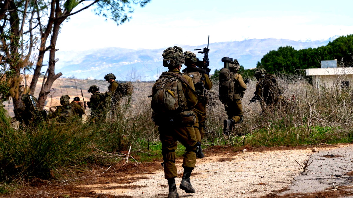 الجيش الإسرائيلي يعلن استمرار عملياته في جنوب لبنان... معدات قتالية قاذفات وصواريخ كتف لحزب الله تم اكتشافها ومصادرتها