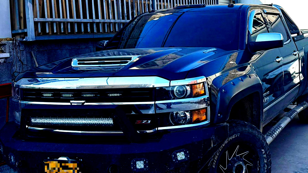 ضبط شاب من البعنة يقود سيّارة مضادّة للرّصاص بقيمة مئات الآلاف من الشواقل تحت تأثير المخدّرات 