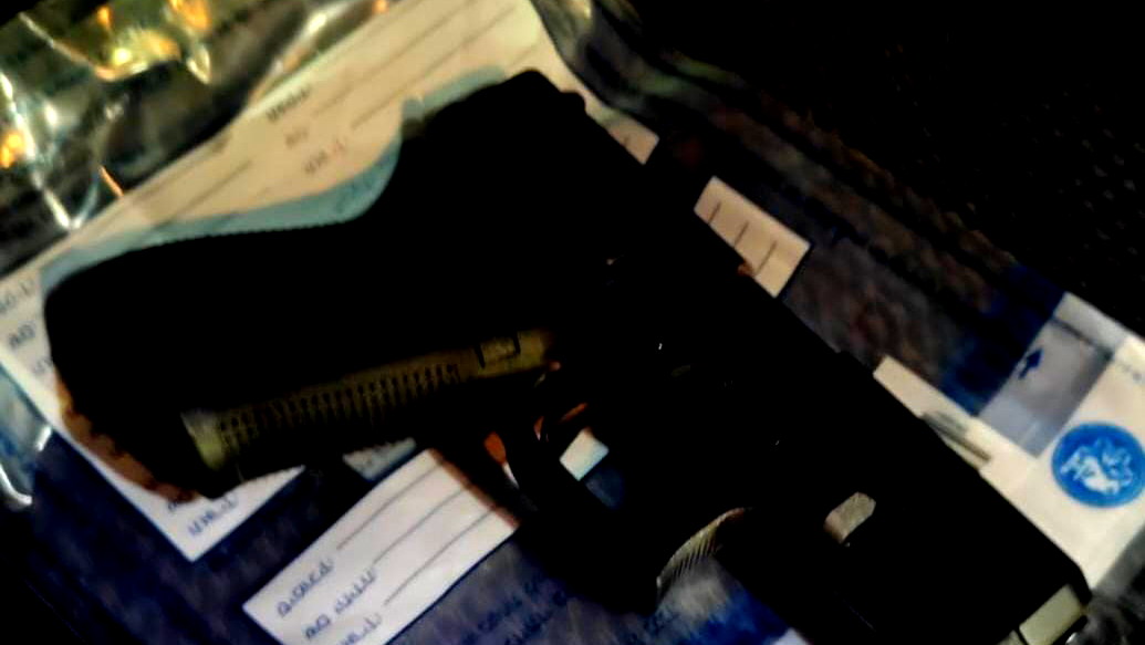 بعد ضبط ذخيرة وسلاح في جيبه... تقديم لائحة إتهام ضد شخص من كفركنا