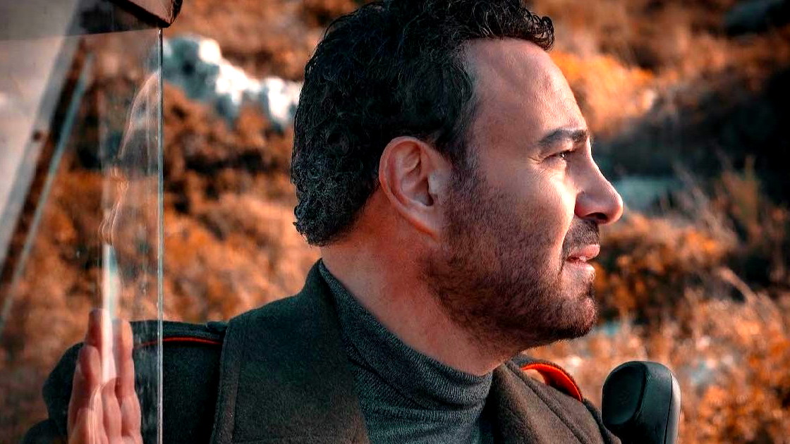 فارس الأغنية العربية يطلق جديد أعماله "كسر عظم"