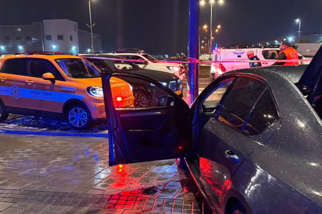 رهط: اصابة شابين بجراح خطيرة ومتوسطة اثر تعرضهما لاطلاق نار