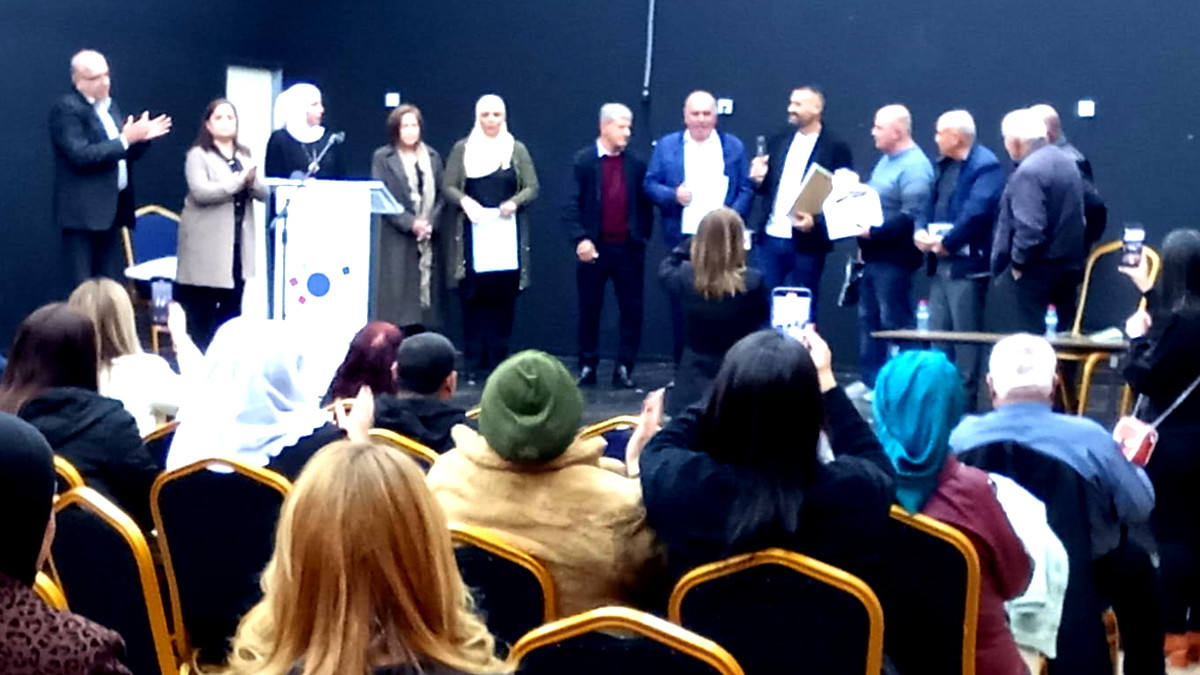 شفاعمرو.. منتدى عكاظ الادبي يحتفي بالشعر والفن التشكيلي