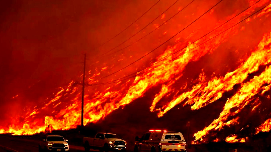 تجدد الحرائق في لوس أنجلوس... إصدار أوامر إخلاء لأكثر من 50 ألف شخص