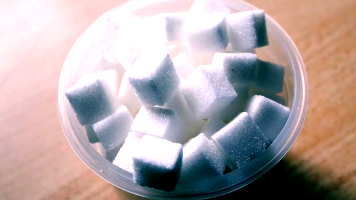 كيف تتغلب على إدمان السكر؟ نصائح فعّالة لصحة أفضل