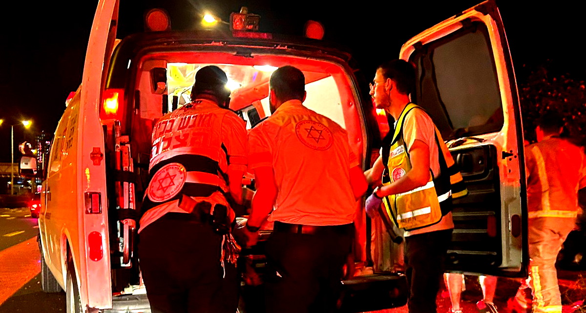 النقب: إصابة شاب بجراح خطيرة إثر تعرضه لإطلاق نار في أم بطين 