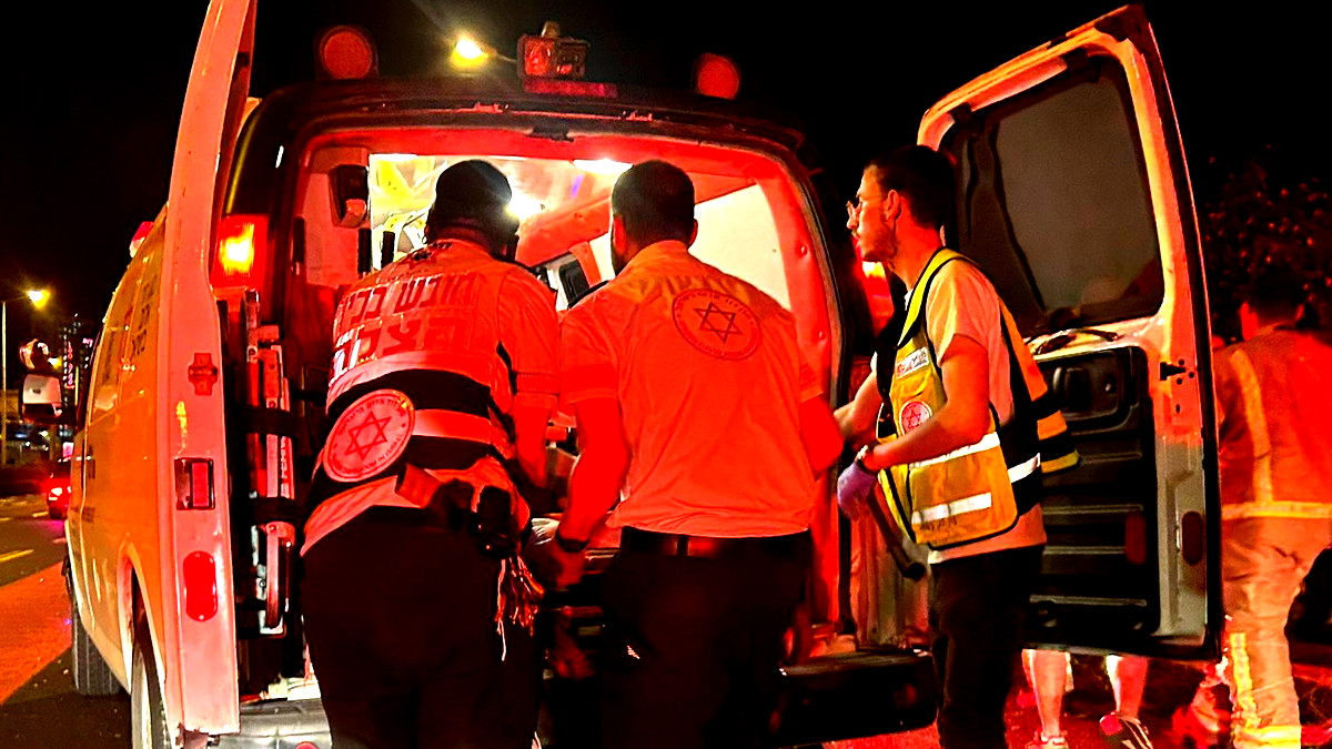 النقب: إصابة شاب بجراح خطيرة إثر تعرضه لإطلاق نار في أم بطين