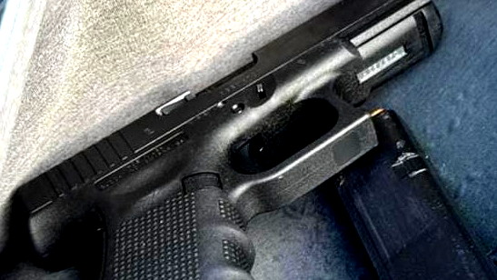 الناصرة: تقديم لائحة إتهام ضد شاب بعد ضبط مسدس من نوع "جلوك" مخبأ في سرواله