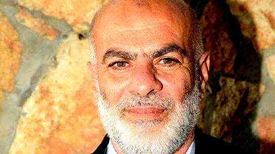 باقة الغربية: قوات كبيرة من الشرطة تقوم باعتقال الشيخ خيري اسكندر القيادي في لجان إفشاء السلام