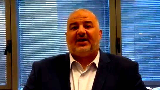 النائب منصور عباس يرفض إخراج إفشاء السلام خارج القانون وينتقد الحكومة: بدلًا من محاربة لجان الإصلاح حارِبوا عصابات الإجرام