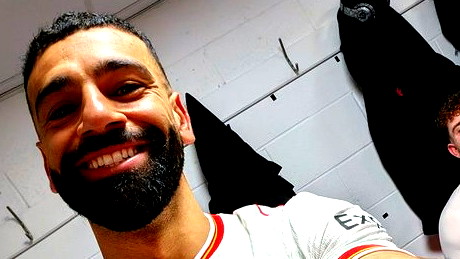 صلاح "التاريخي" يسجل هدفين ويوقف قطار بورنموث