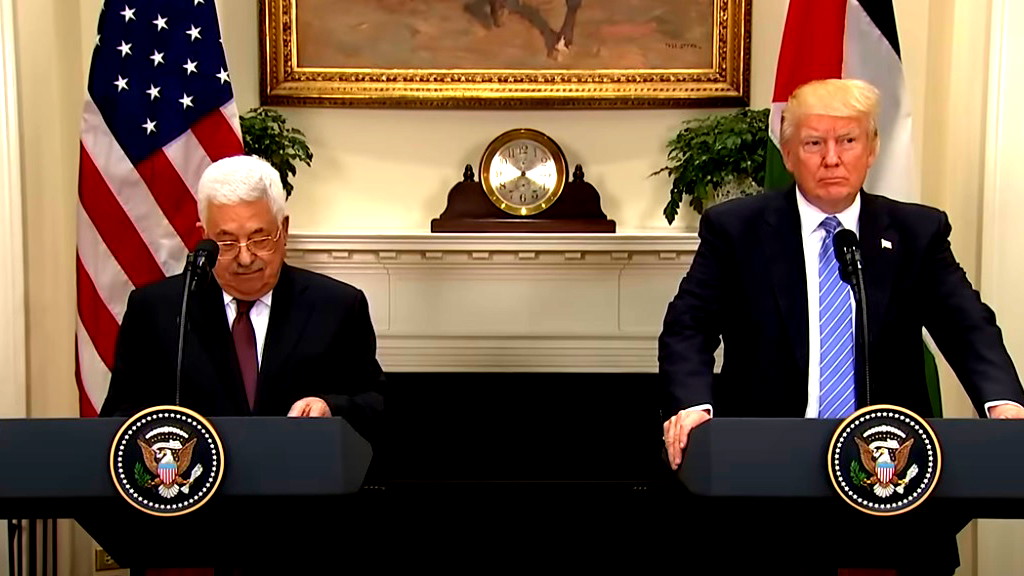 بعد تصريحات الرئيس الأمريكي المثيرة للجدل... عباس يزور عمان للقاء العاهل الأردني