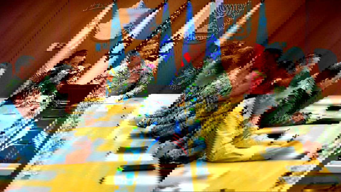 الجيش الإسرائيلي: قائد القيادة المركزية الأميركية يزور إسرائيل لبحث التعاون العسكري والتطورات الاستراتيجية