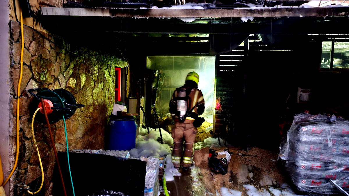 جولس: اندلاع حريق في مبنى دون وقوع إصابات