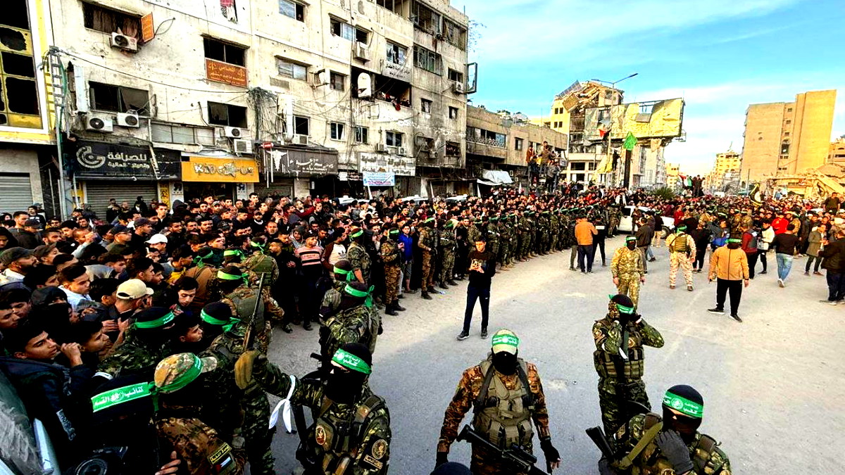 مسؤولون إسرائيليون يؤكدون صحة ما تناولته حماس عن عدم وفاء إسرائيل بوعودها في المرحلة الأولى