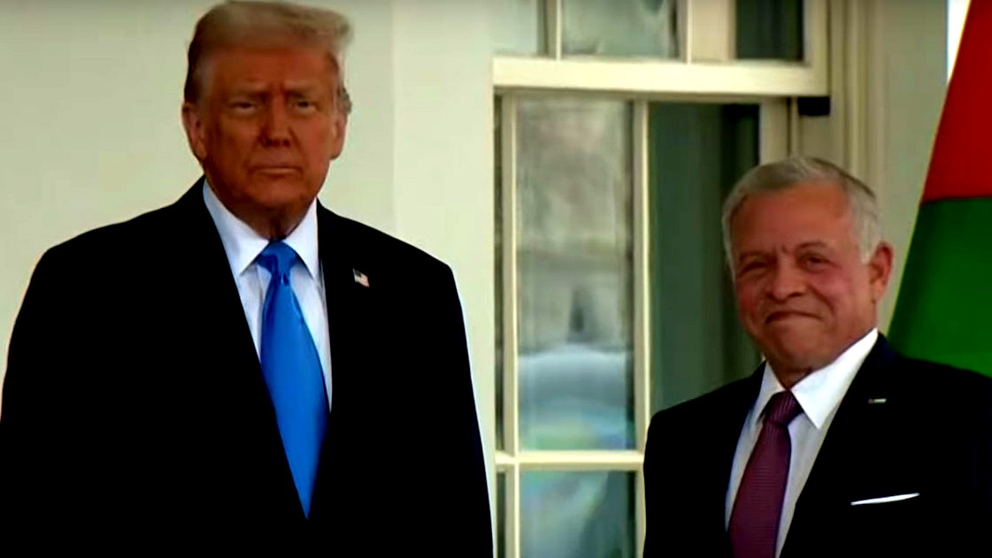 ترامب يستقبل العاهل الأردني في البيت الابيض: الفلسطينيون سيعيشون بأمان في مكان آخر غير غزة 