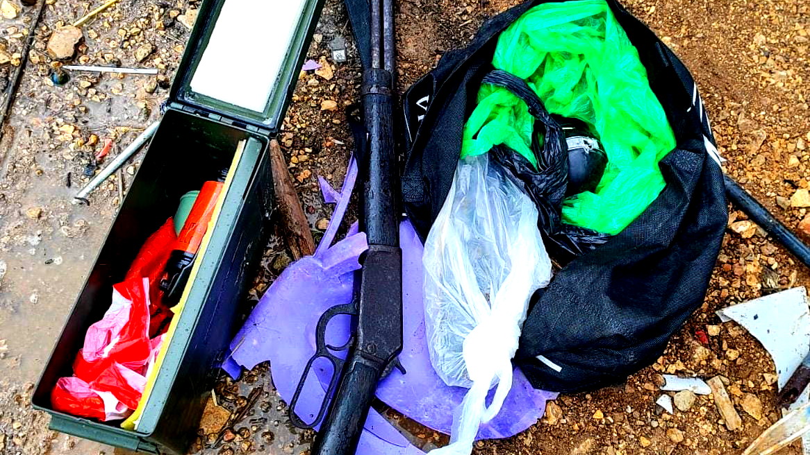 توقيف شاب بعد ضبط أسلحة وذخيرة في البقيعة 