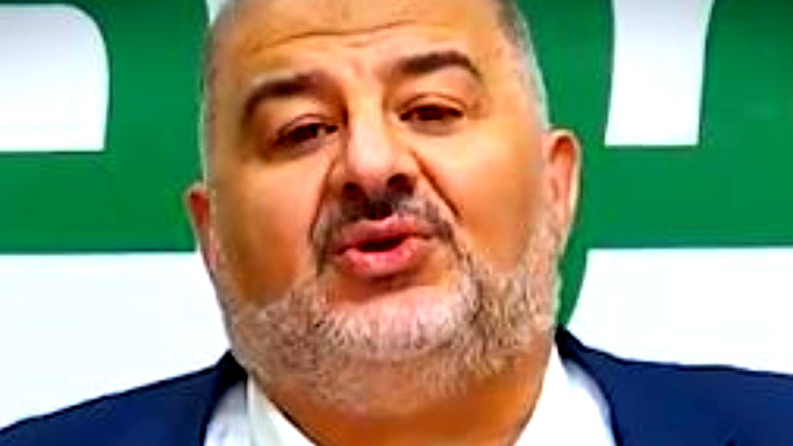 منصور عباس: اقتراح ترامب دعوة لتطهير عرقي ومخطئ من يظنّ أن أهل غزة يتعاملون مع وطنهم كعقار