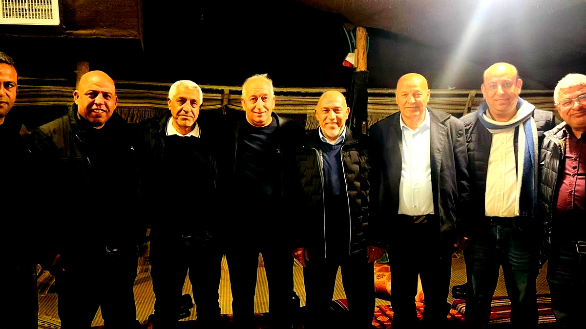 مدرسة السلام الابتدائية في عرعرة النقب تكرّم الأستاذ أحمد أبو مطير بمناسبة تقاعده