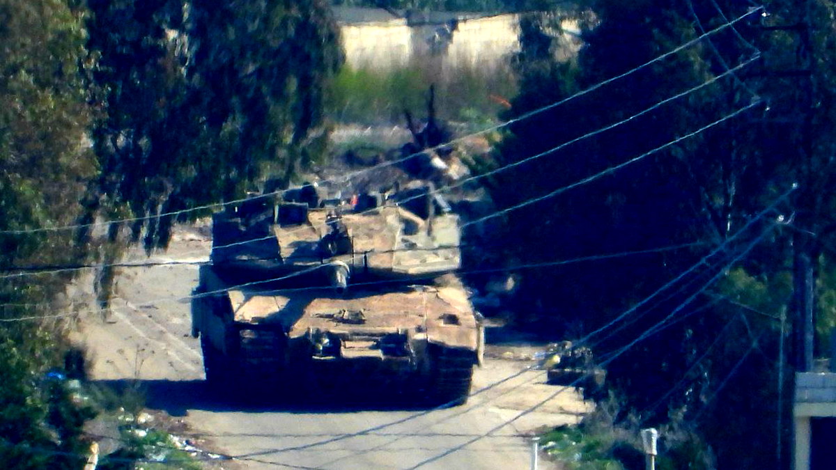 مصادر: إسرائيل رفضت مقترحًا فرنسيًا يتيح خروج قواتها من لبنان