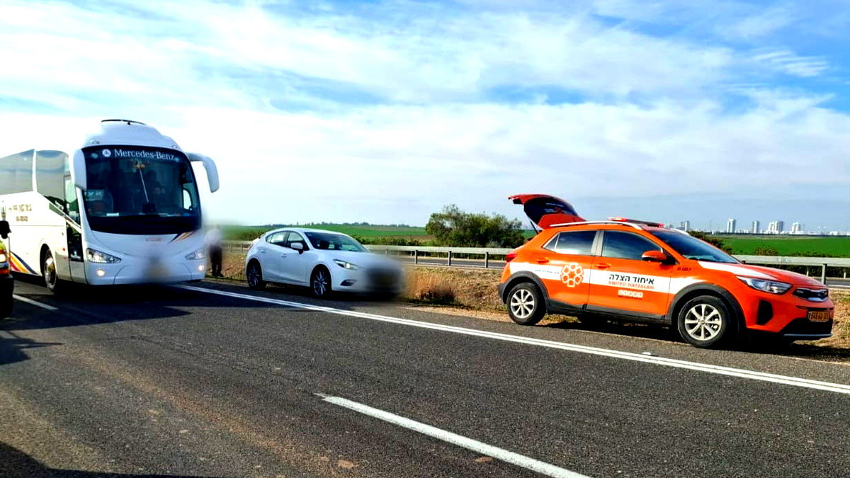 إصابة خطيرة لراكب دراجة نارية إثر حادث طرق على شارع 6 قرب كريات جات