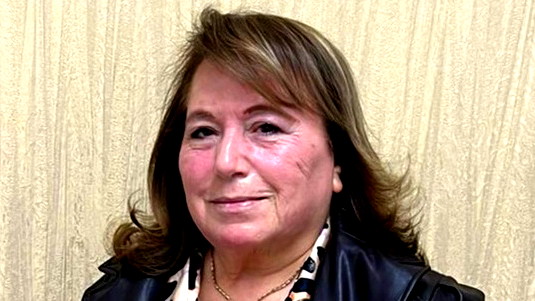 زجل           كُن نوراً ومِلحاً     بقلم أسماء طنوس المكر   