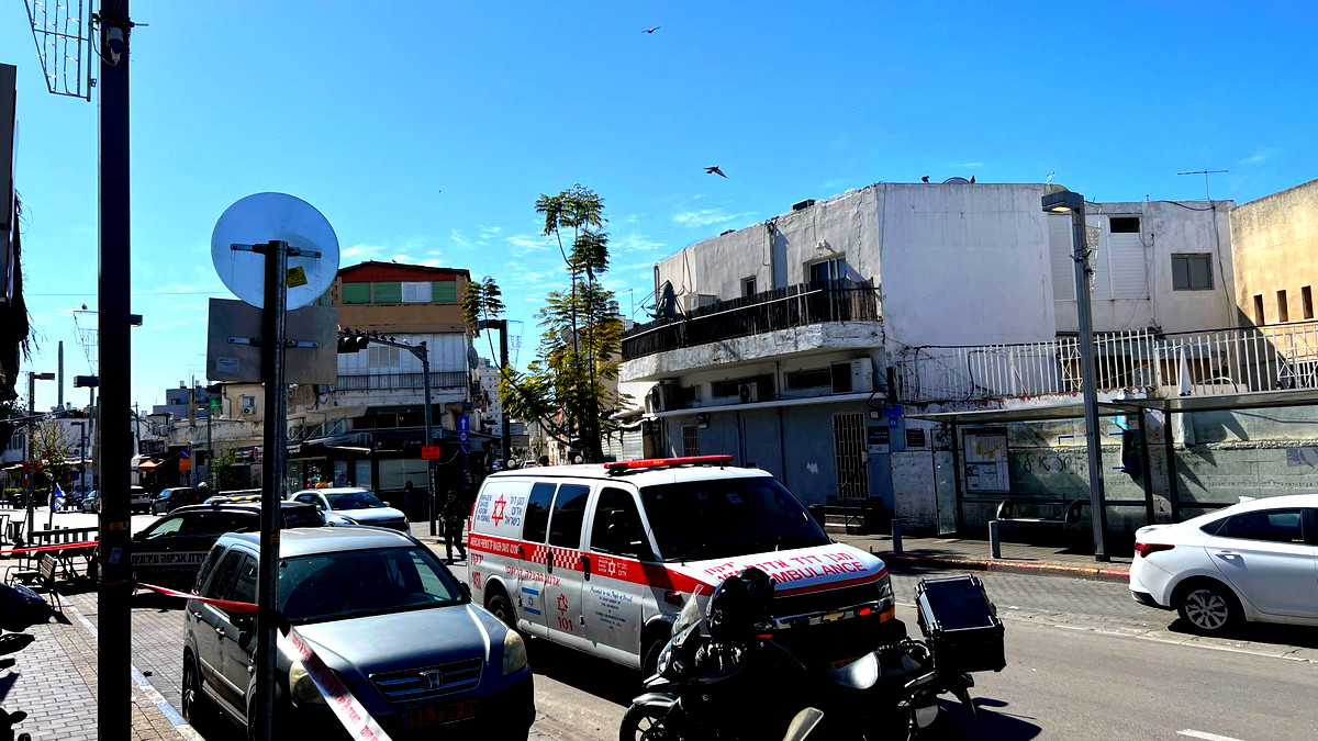 لا رادع للجريمة! إصابتان إحداها خطيرة لشاب (30 عامًا) إثر حادثة عنف في مدينة يافا