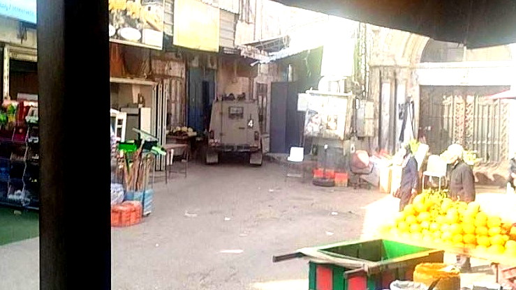 مصادر فلسطينية: قوات الجيش الاسرائيلي تقتحم مدينة نابلس وتحاصر منزلا في البلدة القديمة