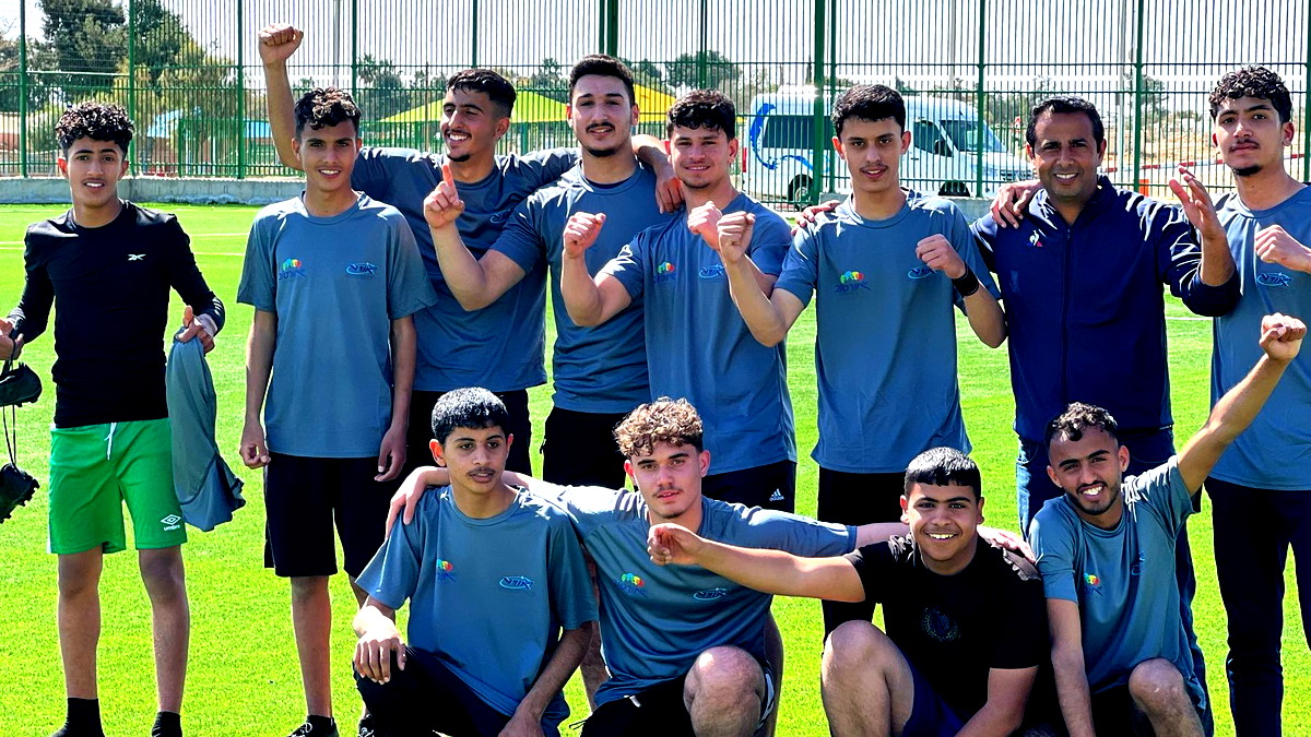 رسالة وحدة وتآخي: بطولة كرة قدم تجمع 9 مدارس من واحة الصحراء وكسيفة في ديمونا