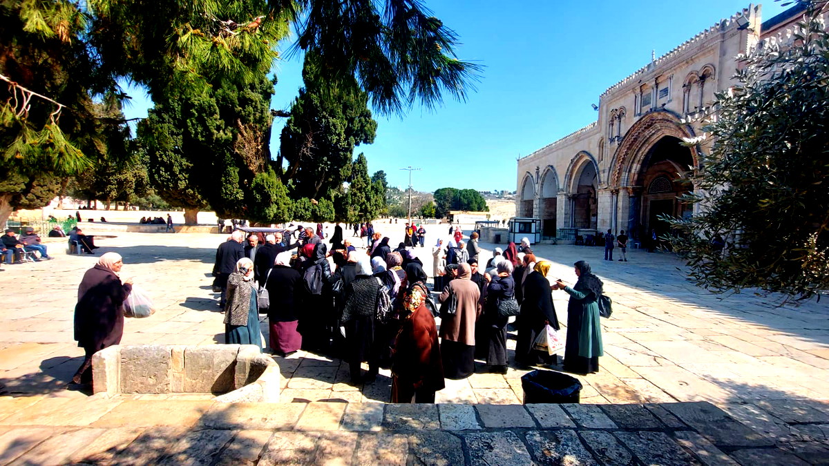 قسم الوالدية والأسرة – المركز الجماهيري أم الفحم ينظم رحلة تعبدية إلى المسجد الأقصى المبارك