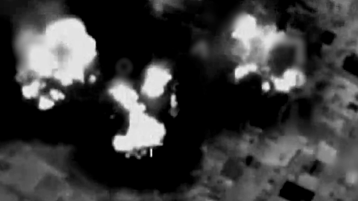 فيديو| الجيش الاسرائيلي يكشف للمرة الاولى توثيقًا لعملية اغتيال حسن نصر الله والقاء 82 قنبلة في بيروت