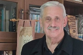   سبعونَ و "شَحطة "