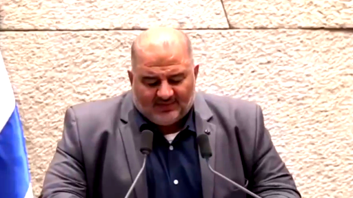 النائب منصور عباس : يجب بذل كلّ جهد لإيجاد حلول عمليّة تخدم مصلحة أهلنا في الناصرة وتوفّر لهم ما يستحقّونه من خدمات بلدية