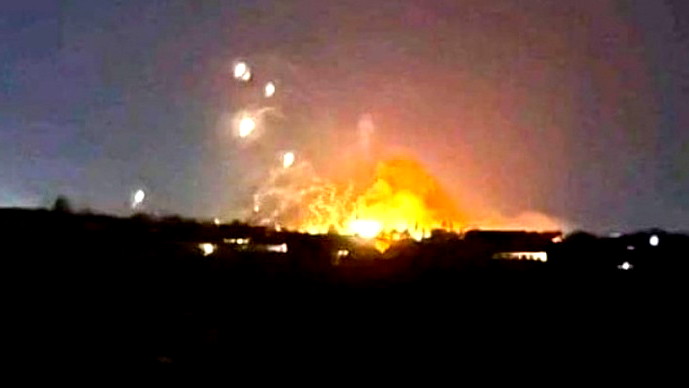 قتلى ومصابين في قصف اسرائيلي على الحدود اللبنانية السورية