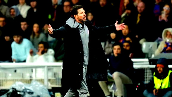 تغييرات سيميوني تنقذ أتلتيكو من خسارة فادحة أمام برشلونة