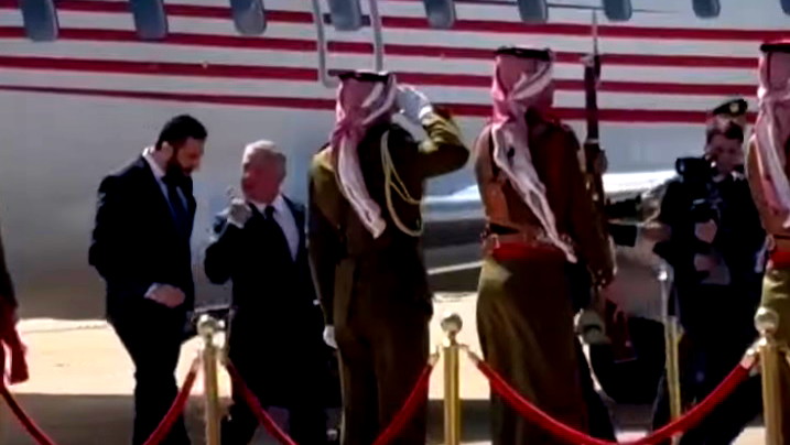 العاهل الأردني يستقبل الرئيس السوري أحمد الشرع في العاصمة عمان