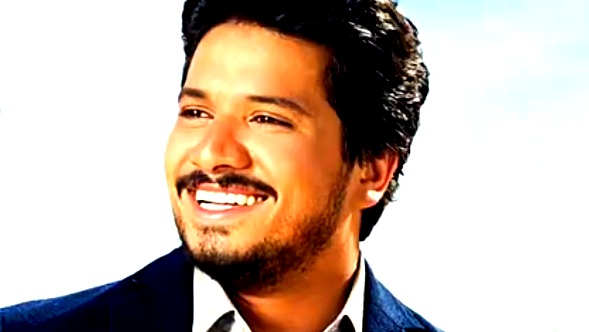 بعد تعرضه لأزمة صحية... مصطفى حجاج يجري عملية جراحية