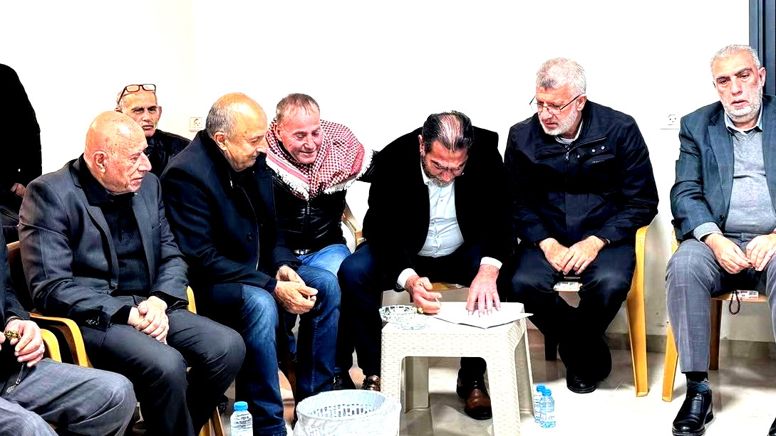 إعلان الهدنة بين عائلتي دهامشة وصبيح في كفركنا بعد جرائم القتل