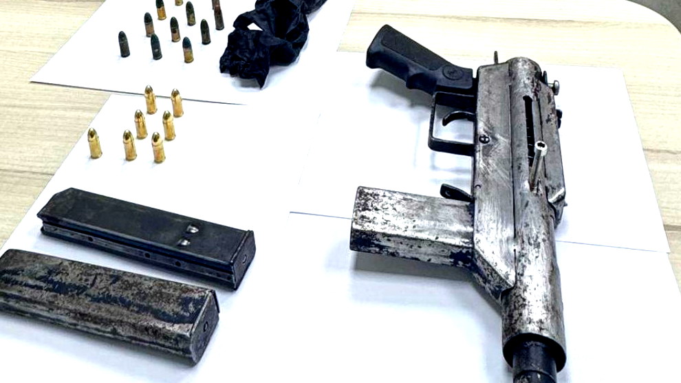 اعتقال مشتبهين بحيازة بندقية في الطيبة