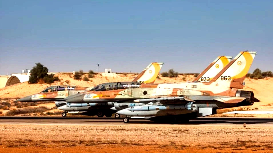 الجيش الإسرائيلي يعلن قصفه منطقة الهرمل واغتياله مسؤول نقل أسلحة لحزب الله على الحدود السورية اللبنانية