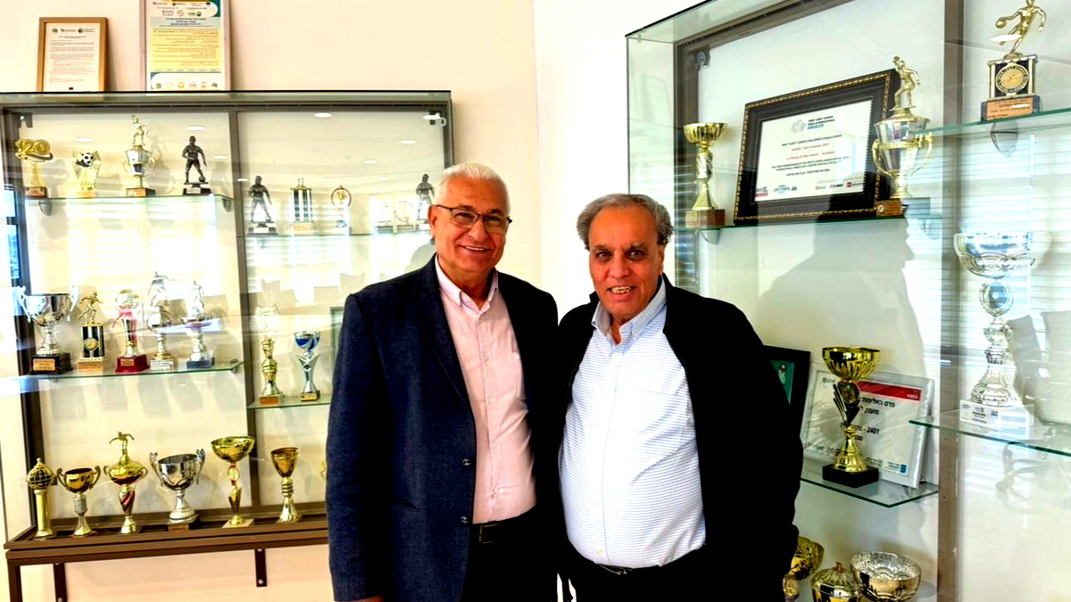 غزال أبو ريا ينهي مسيرة عمله في بلدية سخنين ويصرح: لا تقاعد عن خدمة بلدي ومجتمعي.. مازن غنايم: أبو ريا رجل عناقيد ويبقى المستشار التطوعي للبلدية